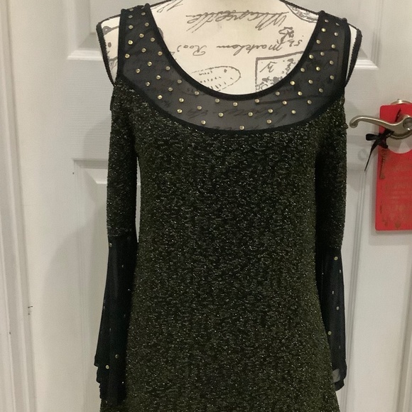 La Vanya, women’s black and gold metallic top, size M - Picture 5 of 6